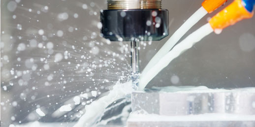 cnc-with-coolant-spray